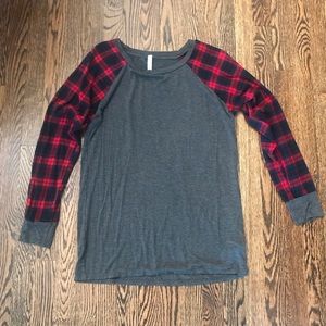 Ladies Gray and Plaid Long Sleeve Shirt